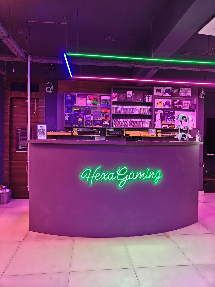 Gaming setup at Hexa Gaming Lounge Ranchi
